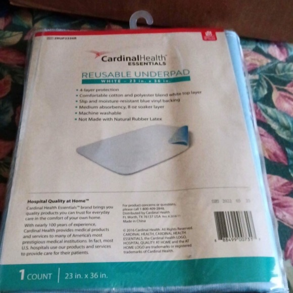 Two bed pads - Picture 2 of 4